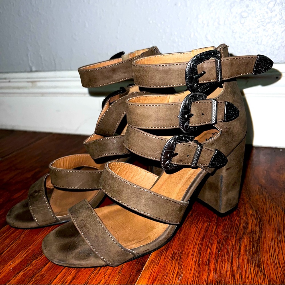 Western Suede Heeled Sandals